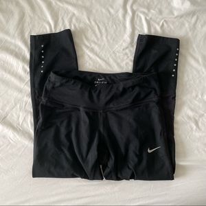 Nike Dri-Fit Cropped Leggings Size XS